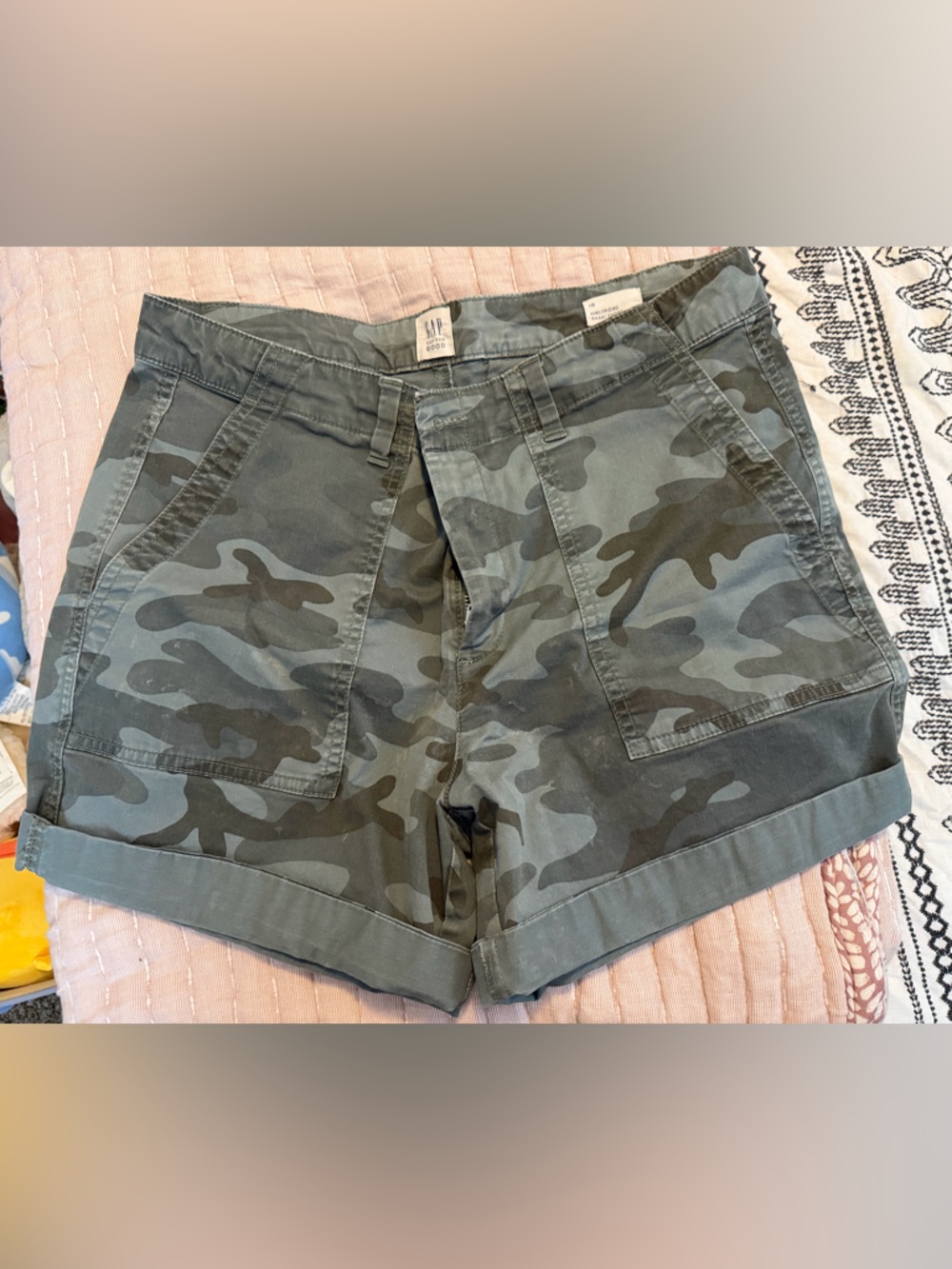 GAP Olive Green Camo Cargo Shorts